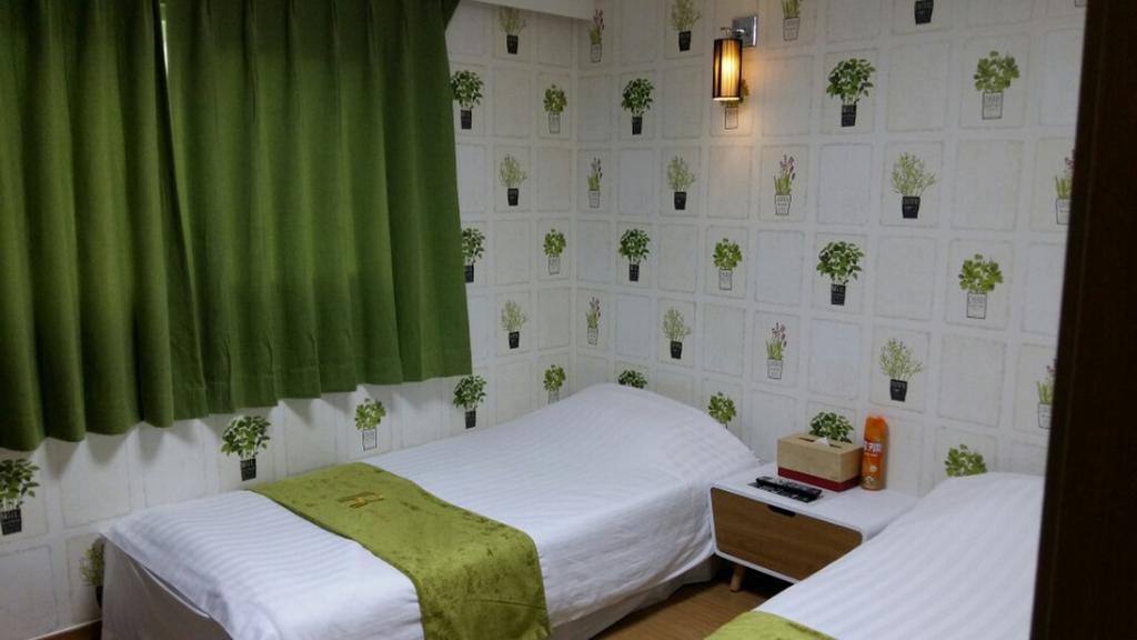 Jeju R Hotel&Guesthouse Extérieur photo