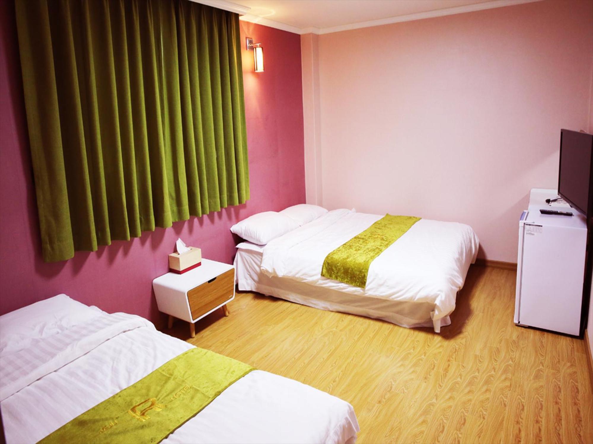 Jeju R Hotel&Guesthouse Extérieur photo